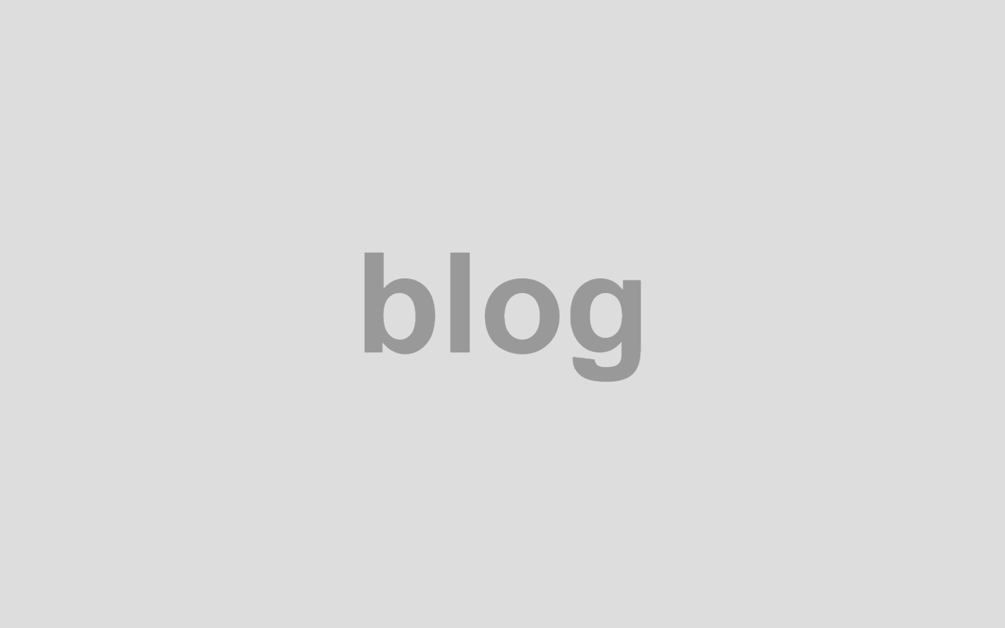 Model wearing Oversized Hoodie – Streetwear Look – Urban Style – Distinctive Odds